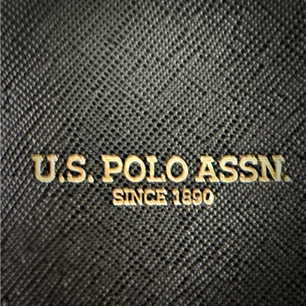 Vintage U.S. Polo Assn.Tan Interior crossbody purse - Picture 5 of 16